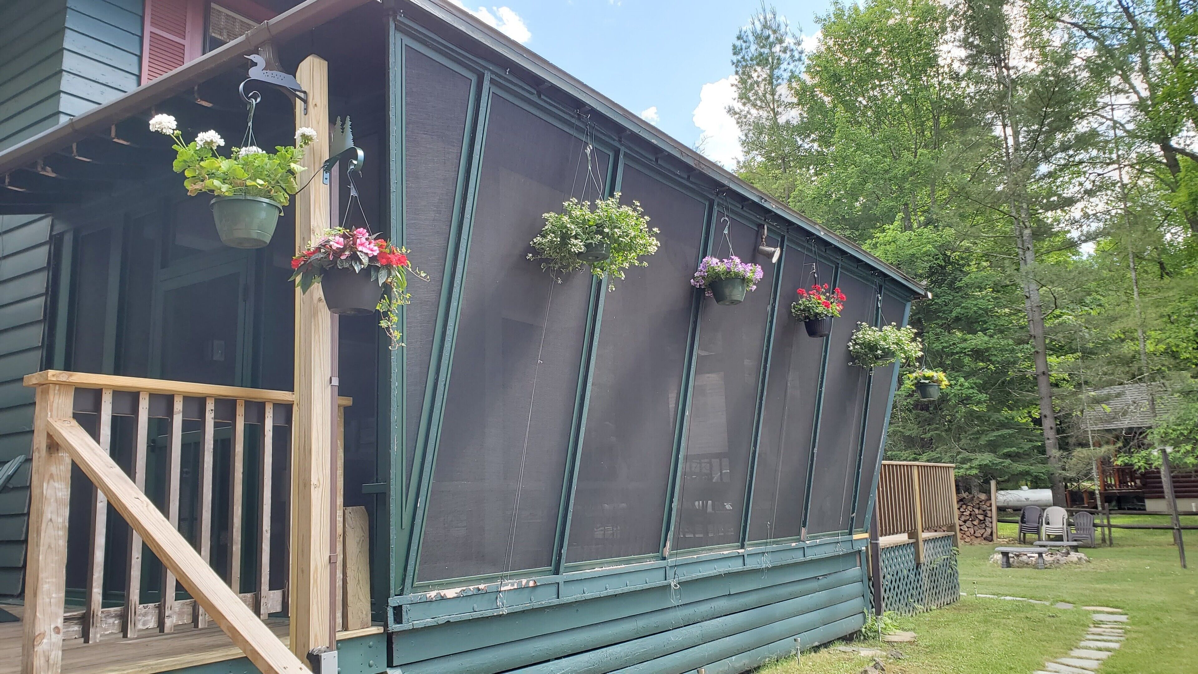 Adirondack 6 BR/4B Waterfront w/ Tennis Court, Sand VB Court & Dock