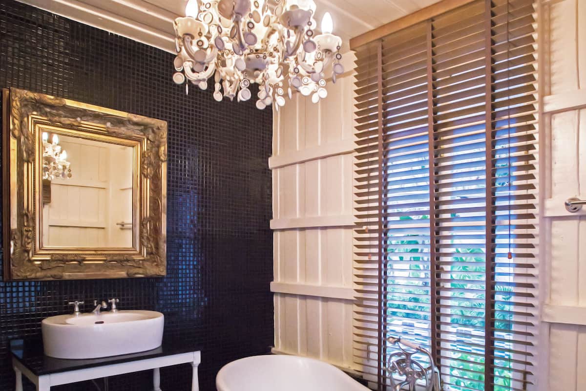 The Roester (Pool villa) | ตู้นิรภัยในห้องพัก, ผ้าม่านกันแสง, เตารีด/โต๊ะรีดผ้า, Wi-Fi ฟรี