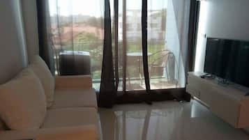 Classic Studio Suite, 1 King Bed, Non Smoking | View from room