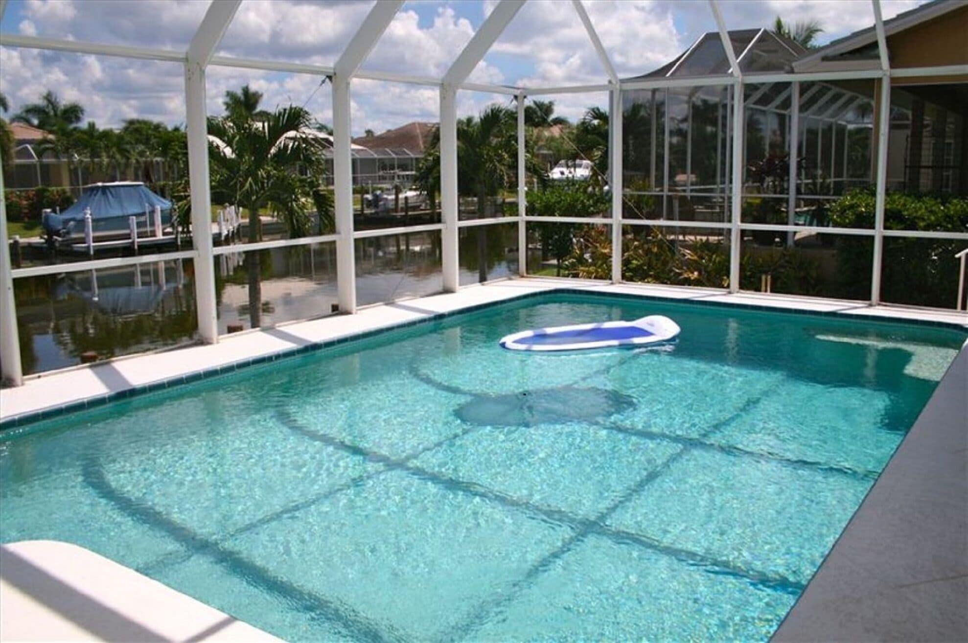 屋外プール、温水プール