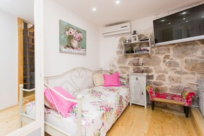 Smart TV, streaming services