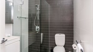 Chuveiro, secador de cabelo