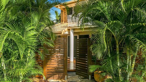 Tradewinds 4 - beachside 3 BR townhouse