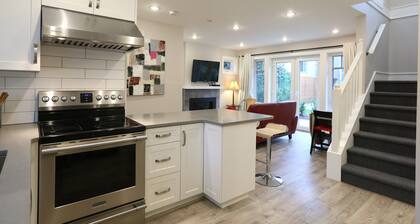 2 chambres Ă coucher 1. 5 Bath Private Laneway Cottage Ă Kitsilano - Arbutus, Vancouver
