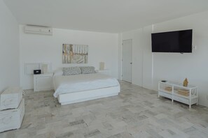 4 dormitorios, cuna de viaje, wifi gratis y ropa de cama