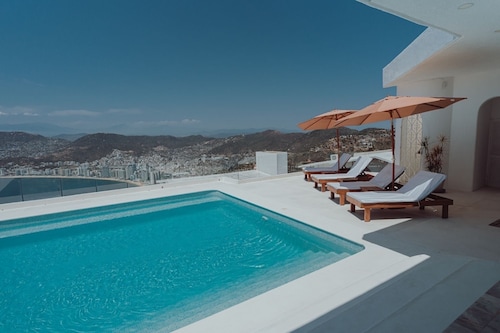 Hermosa casa en Las Brisas Acapulco, maravillosa vista, una sola planta.