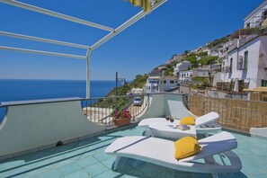 Terrace/patio - Moressa with large Terrace and Sea View (Praiano)