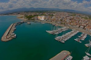 Marina