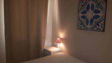 1 Schlafzimmer, Zimmersafe, Bügeleisen/Bügelbrett, kostenloses WLAN