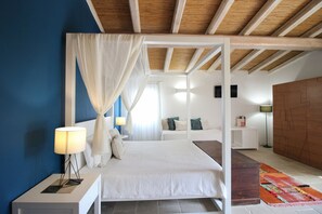 5 bedrooms, in-room safe, desk, soundproofing