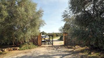 Enceinte de lâhĂ©bergement