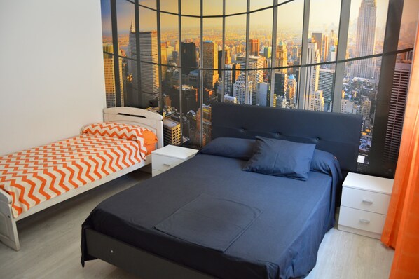 4 bedrooms, iron/ironing board, travel crib, free WiFi
