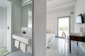 2 camere, ferro/asse da stiro, Wi-Fi gratuito, lenzuola