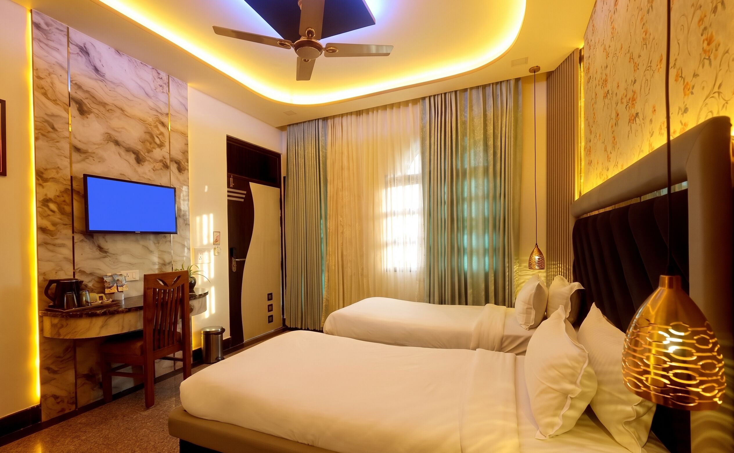 Deluxe Twin Room