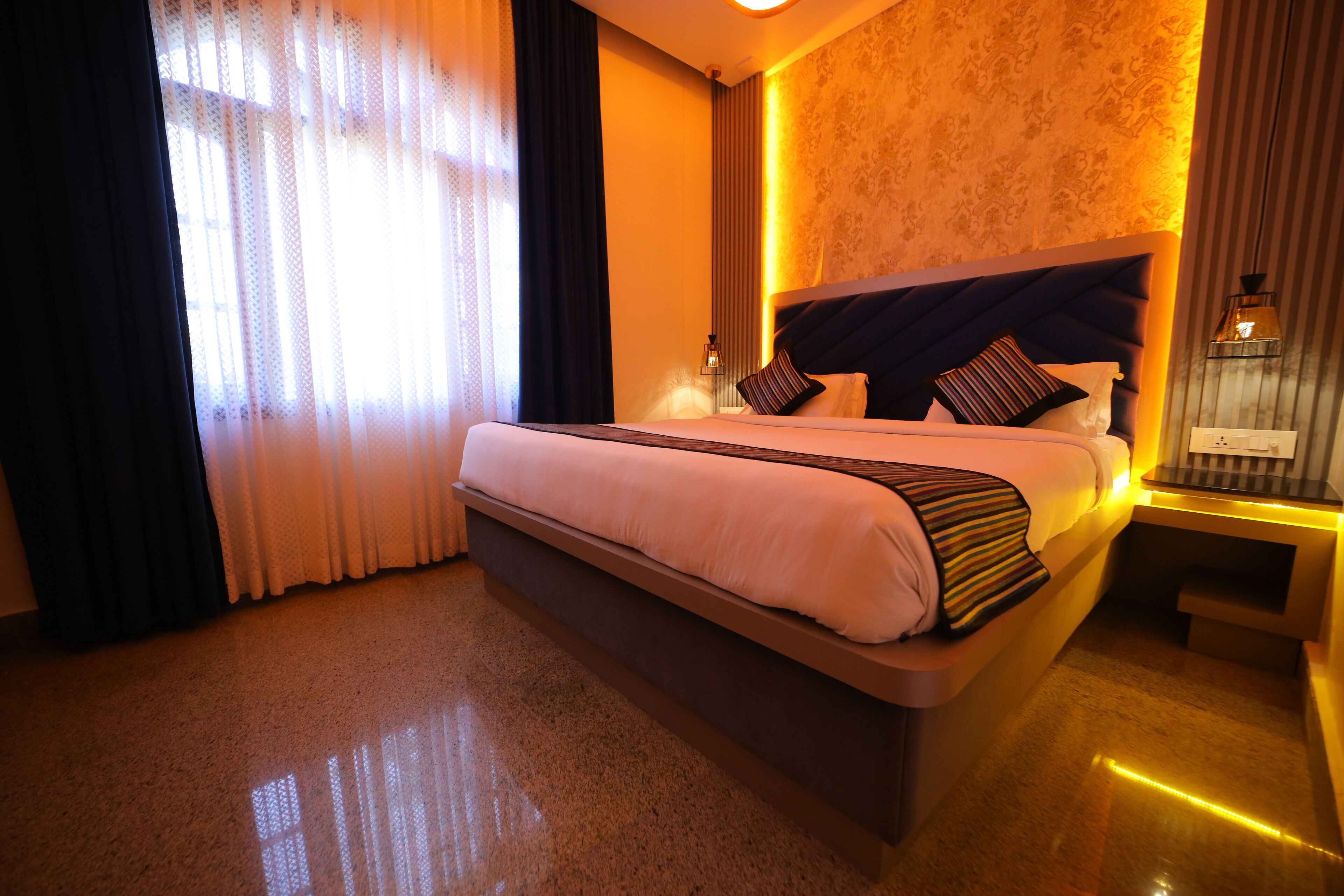 luxury double room | hypo-allergenic bedding, memory-foam beds, in-room safe