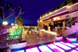 Rooftop terrace - Aman Homestay a Boutique Hotel (Agra)