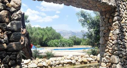 Bia Petit, finca Ă Campanet, Majorque
