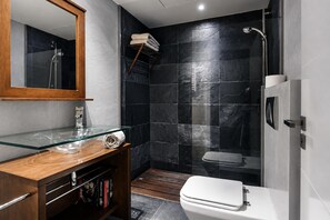 Hair dryer, towels