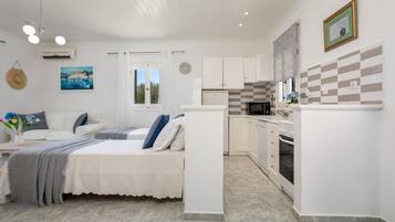 1 chambre, coffres-forts dans les chambres, fer et planche Ă  repasser