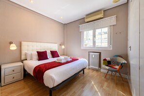 1 bedroom, iron/ironing board, free WiFi