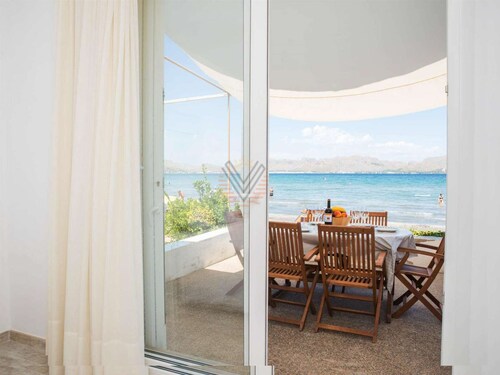 Talo rannalla, Ran de Mar, Marlin ensimmäinen rivi, Alcudia.