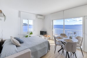 1 bedroom, iron/ironing board, free WiFi