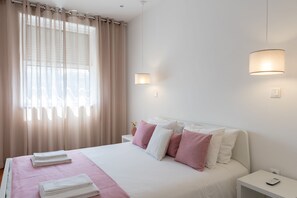 1 bedroom, iron/ironing board, free WiFi, bed sheets - Beautiful apartment in the heart of Porto (Porto)