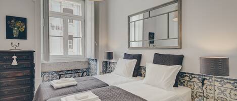 3 chambres, chambres insonorisées, fer et planche à repasser, Wi-Fi