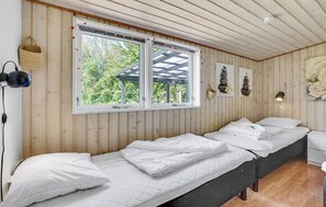 3 bedrooms, free WiFi - 3 bedroom awesome home in Jægerspris (Jægerspris)