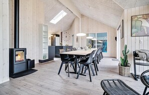 Dining - Beautiful home in Vejby with sauna (Vejby)