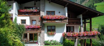 Deluxe Two-Bedroom Apartment with Balcony