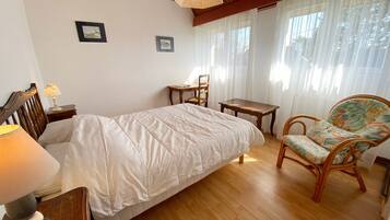 3 slaapkamers, een strijkplank/strijkijzer