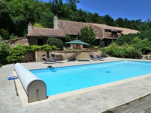Piscine extérieure, piscine chauffée