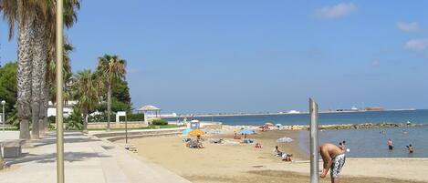 Beach nearby, sun loungers