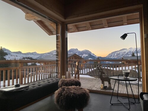 MAGNIFIQUE Chalet 10 personnes , A 200ml d une remontée . WIFI,Jacuzzi et Sauna