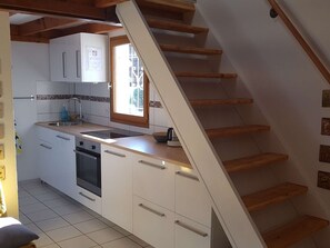 Fridge, microwave, oven