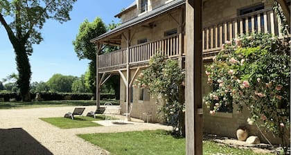 The Sonnay Castle Lodge, near Chinon: 4 **** cottage for 2