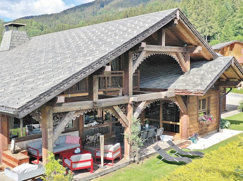 Luxury Chalet in French Alps - Jacuzzi -12 people