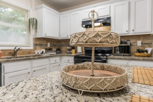 Lux Boho Chic! 6 mins to Airport 10 mins to downtown Atlanta. 