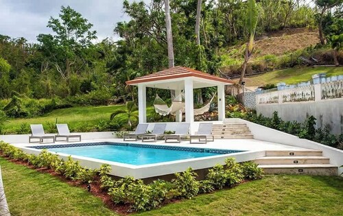 R Casa Unit 3 At Steps Beach