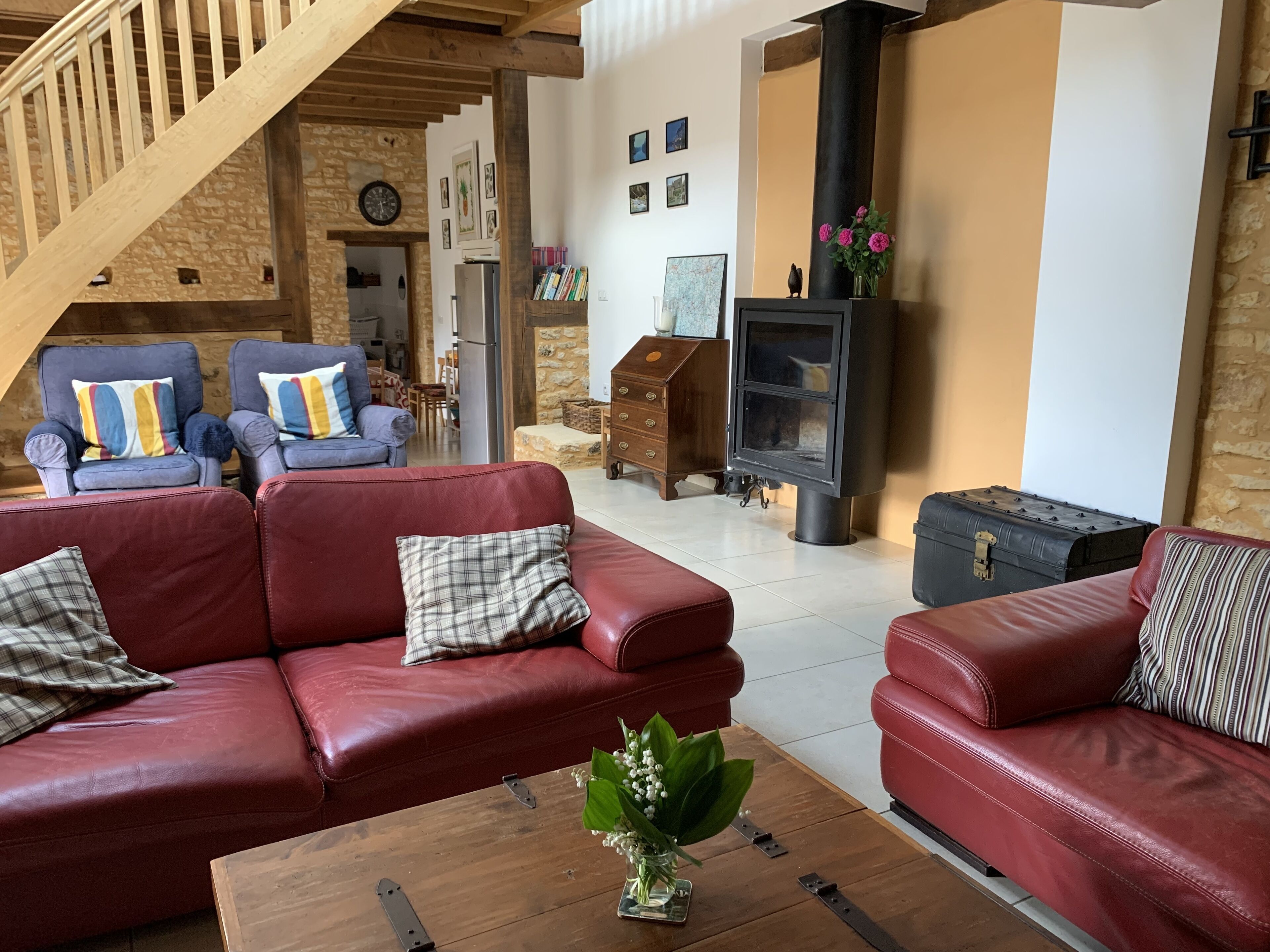 TV, fireplace, DVD player