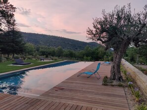Udendørs pool, opvarmet pool