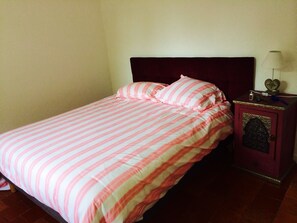 6 chambres, bureau, fer et planche à repasser, Wi-Fi gratuit