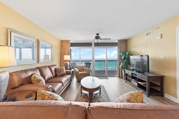 Televisión y reproductor de DVD 