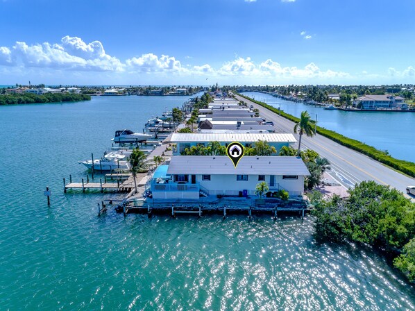 Exterior - Waterfront W/270 degree views, Cabana Club, Multiple Docks (Key Colony Beach)