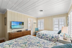 5 bedrooms, WiFi, bed sheets