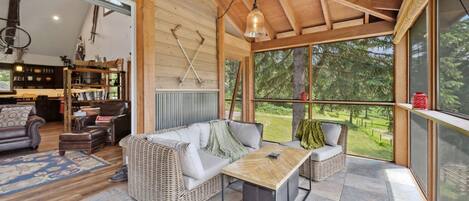 Smart TV, fireplace, table tennis, books