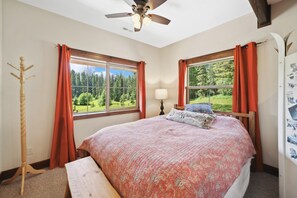 3 bedrooms, free WiFi, bed sheets