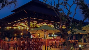 Spécialités Cuisine locale et internationale
