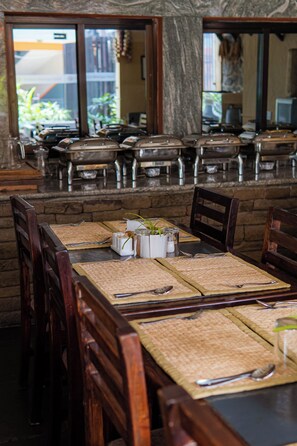 Aamiainen tarjolla, kansainvälinen keittiö